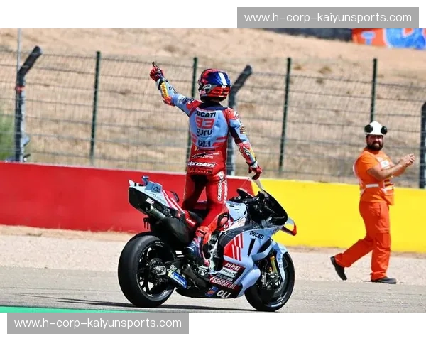 MotoGP直播入口：极速观赛的门票，带你直冲赛道心跳